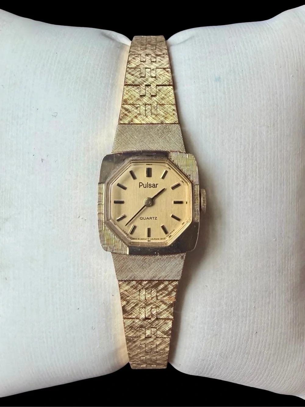Pulsar women quartz